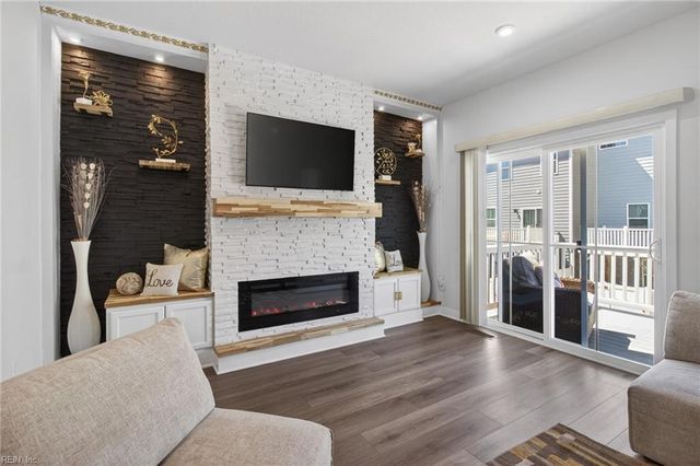 1715 Ark Royal RD, Chesapeake, VA 23323