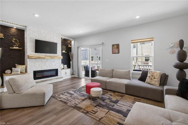 1715 Ark Royal RD, Chesapeake, VA 23323