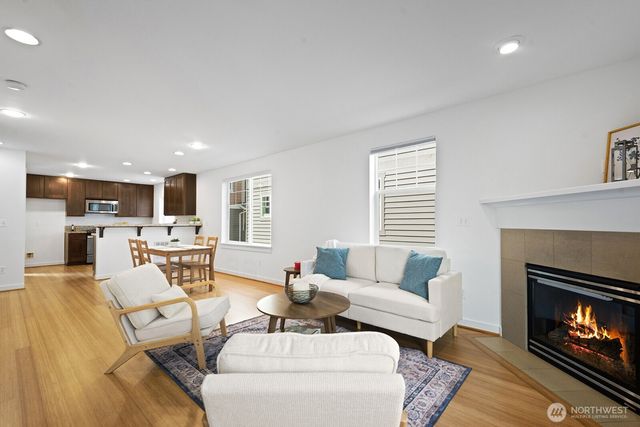 931 A N 97th Street, Seattle, WA 98103