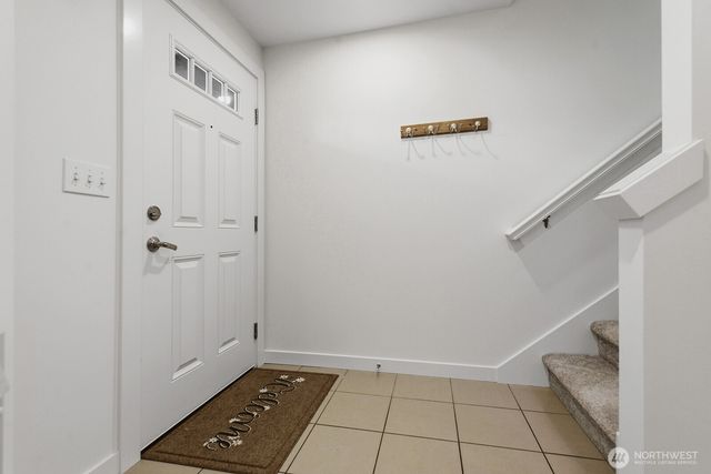 931 A N 97th Street, Seattle, WA 98103