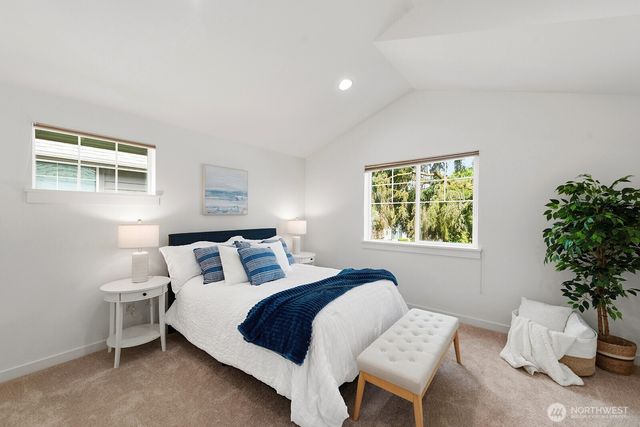 931 A N 97th Street, Seattle, WA 98103