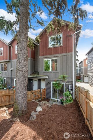 931 A N 97th Street, Seattle, WA 98103