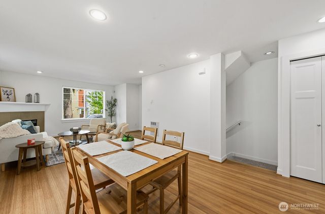 931 A N 97th Street, Seattle, WA 98103