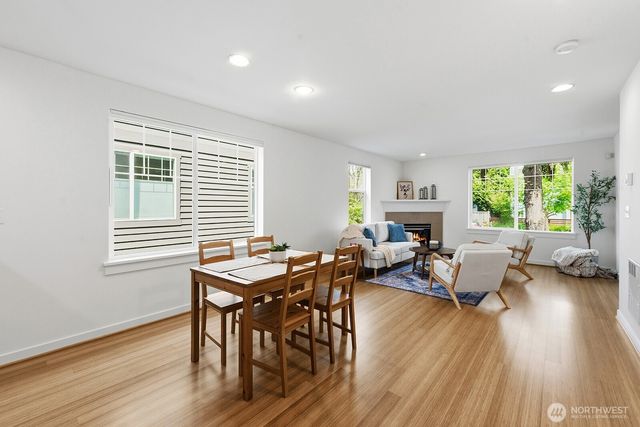 931 A N 97th Street, Seattle, WA 98103