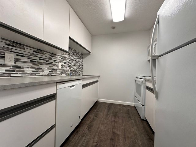 750 Farm Rd 115, Marlborough, MA 01752