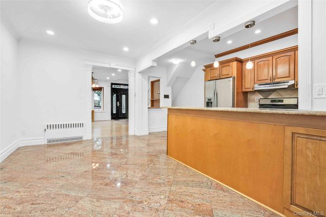 2143 46th Street, Astoria, NY 11105