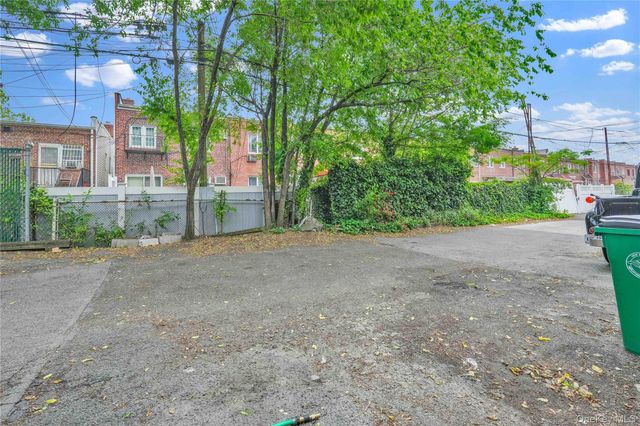 2143 46th Street, Astoria, NY 11105