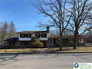 123 Eisenhower Boulevard, Roseto Boro, PA 18013