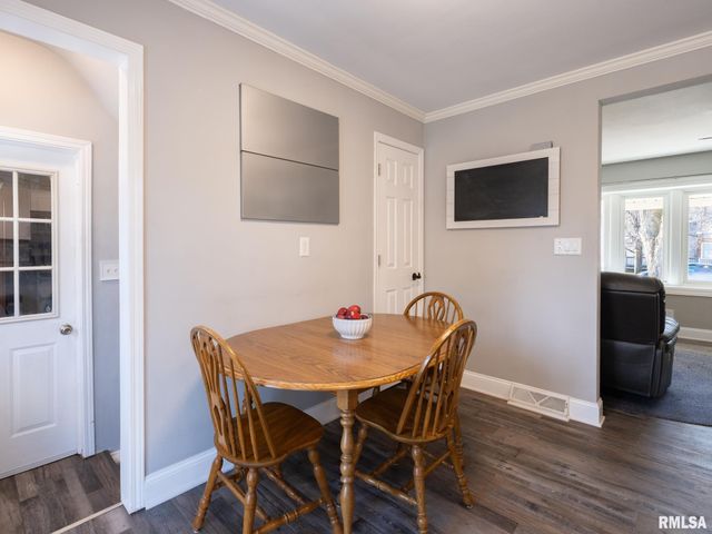 526 N LAKESHORE Drive, Hanna City, IL 61536