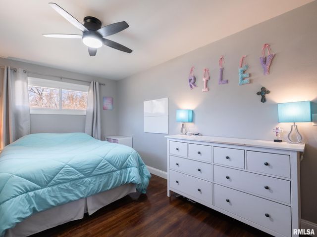 526 N LAKESHORE Drive, Hanna City, IL 61536