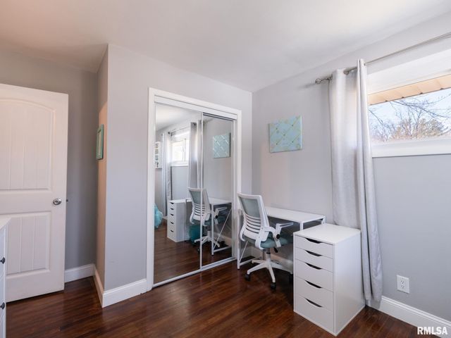 526 N LAKESHORE Drive, Hanna City, IL 61536