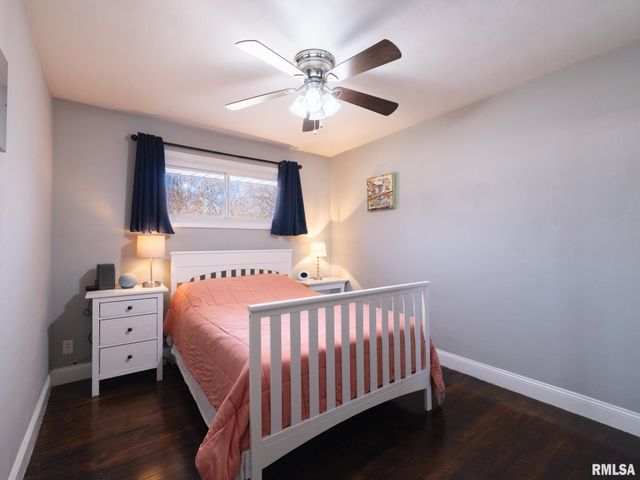 526 N LAKESHORE Drive, Hanna City, IL 61536