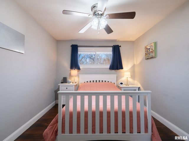 526 N LAKESHORE Drive, Hanna City, IL 61536