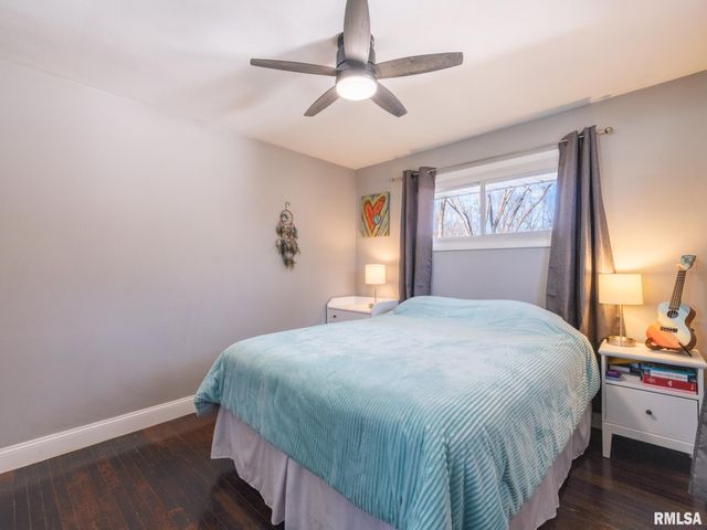 526 N LAKESHORE Drive, Hanna City, IL 61536