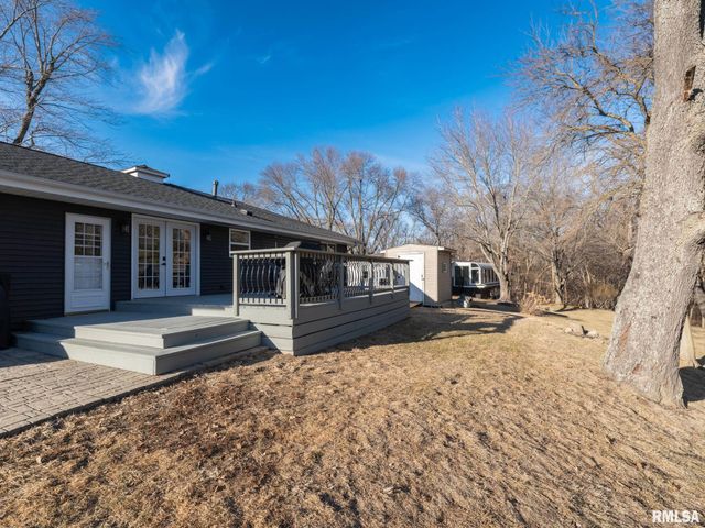 526 N LAKESHORE Drive, Hanna City, IL 61536