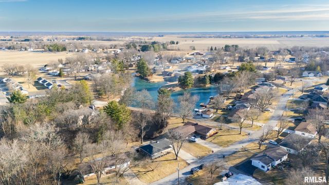 526 N LAKESHORE Drive, Hanna City, IL 61536