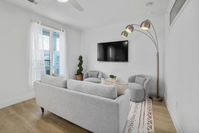 1701 Simond Ave 615, Austin, TX 78723