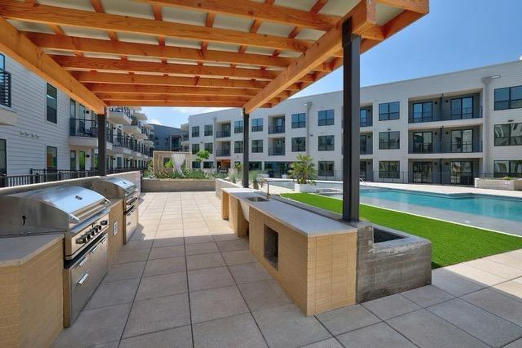 1701 Simond Ave 615, Austin, TX 78723