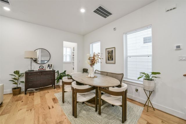 718 W Donovan Street A, Houston, TX 77091