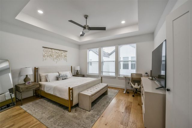 718 W Donovan Street A, Houston, TX 77091