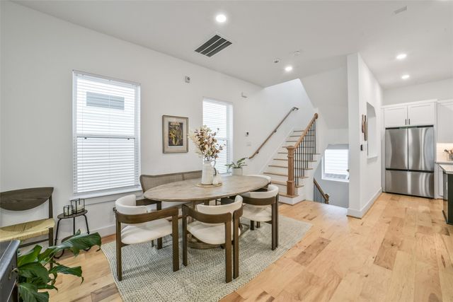 718 W Donovan Street A, Houston, TX 77091