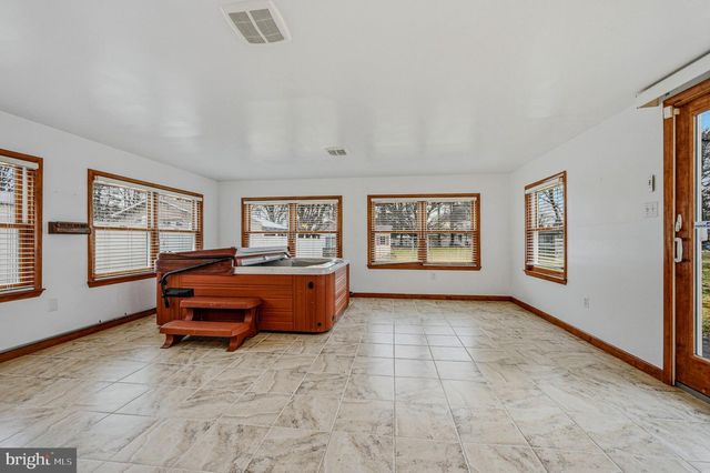 124 GARWOOD DR, Bear, DE 19701