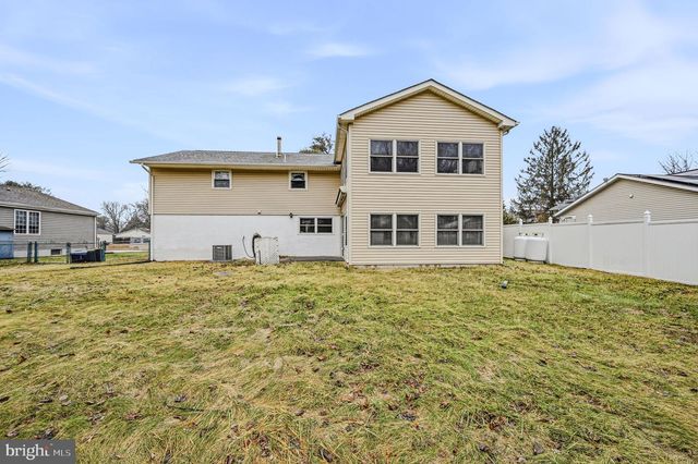 124 GARWOOD DR, Bear, DE 19701