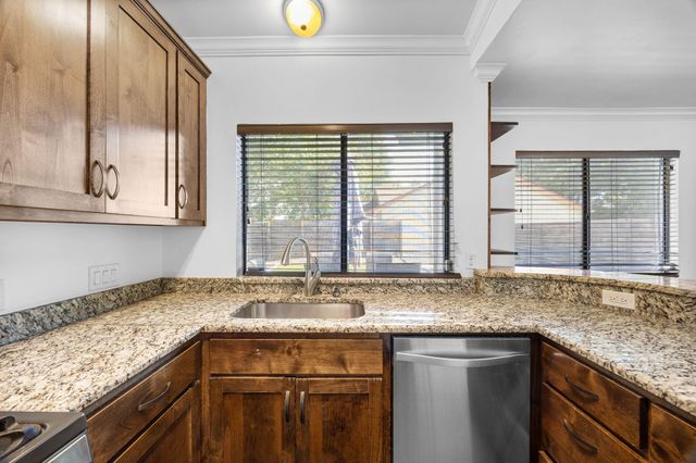 12800 Meehan DR, Austin, TX 78727