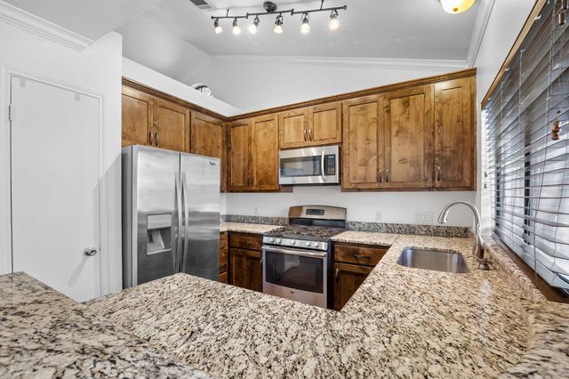 12800 Meehan DR, Austin, TX 78727