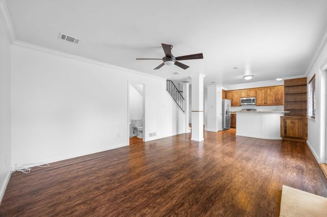 12800 Meehan DR, Austin, TX 78727