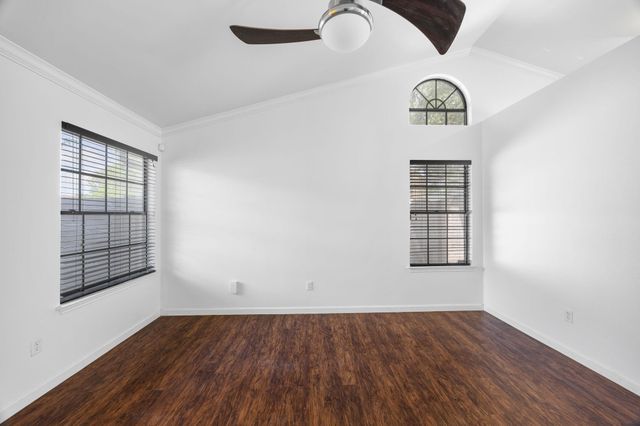 12800 Meehan DR, Austin, TX 78727