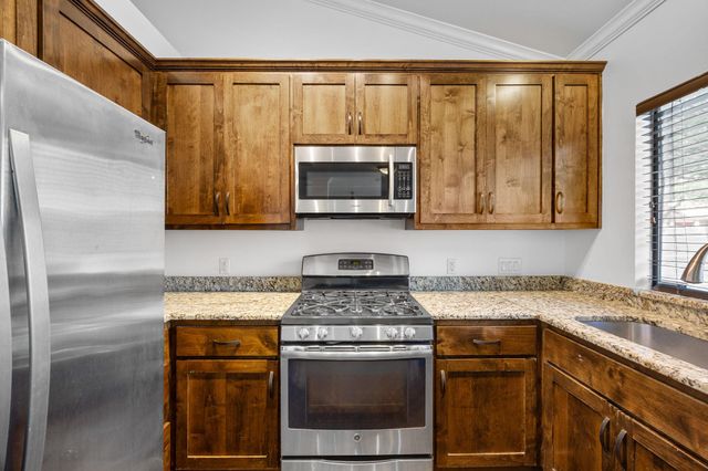 12800 Meehan DR, Austin, TX 78727