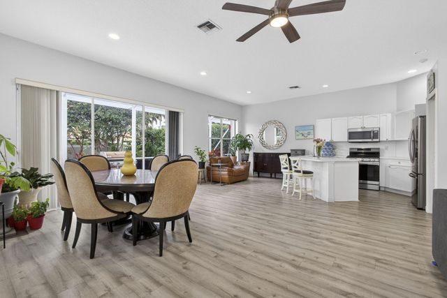 8281 Heritage Club Dr Drive, West Palm Beach, FL 33412