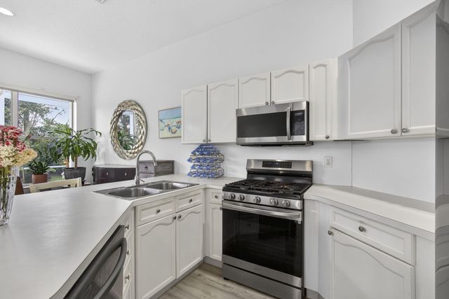 8281 Heritage Club Dr Drive, West Palm Beach, FL 33412