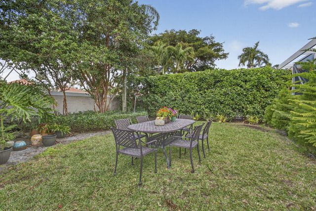 8281 Heritage Club Dr Drive, West Palm Beach, FL 33412