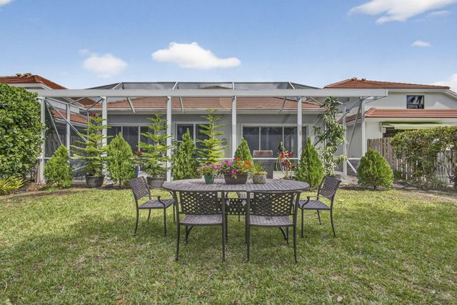 8281 Heritage Club Dr Drive, West Palm Beach, FL 33412