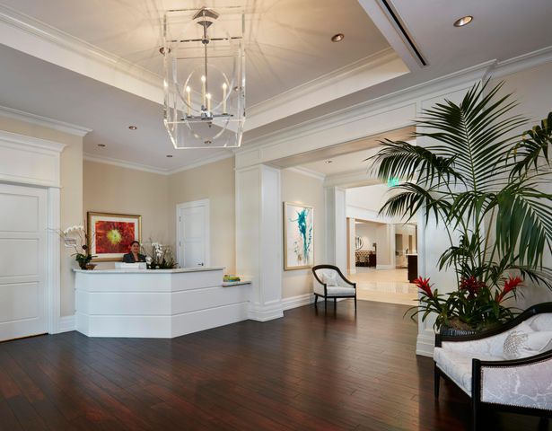 8281 Heritage Club Dr Drive, West Palm Beach, FL 33412