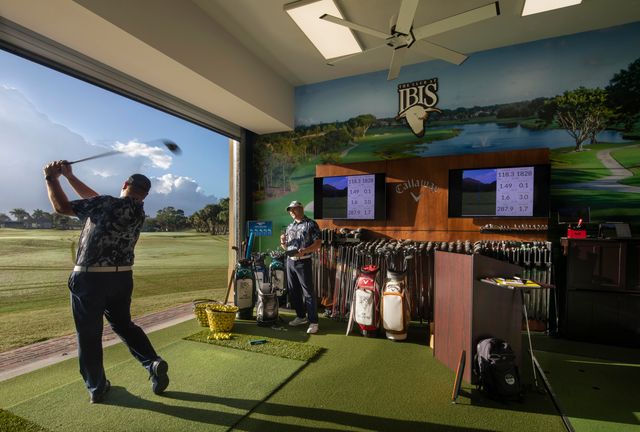 8281 Heritage Club Dr Drive, West Palm Beach, FL 33412