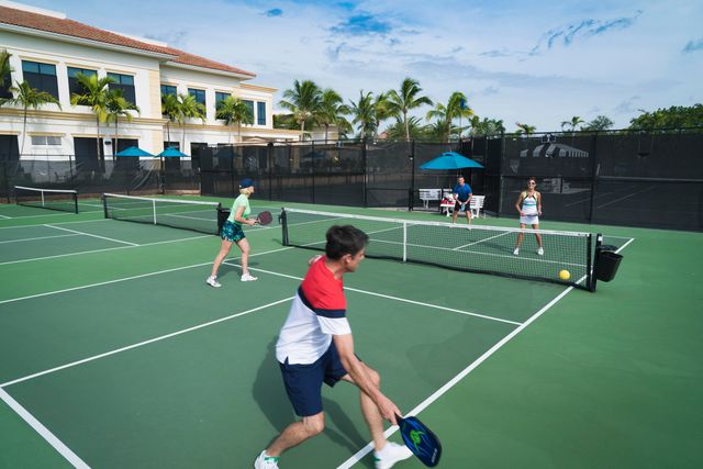 8281 Heritage Club Dr Drive, West Palm Beach, FL 33412