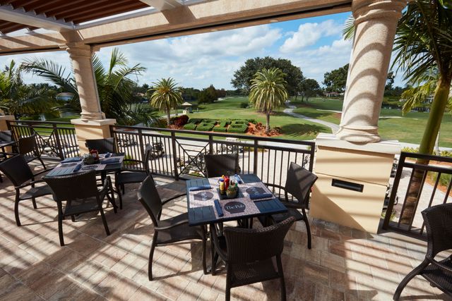 8281 Heritage Club Dr Drive, West Palm Beach, FL 33412