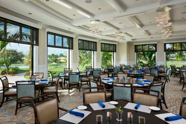 8281 Heritage Club Dr Drive, West Palm Beach, FL 33412