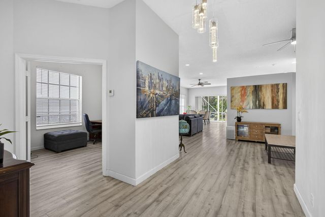 8281 Heritage Club Dr Drive, West Palm Beach, FL 33412