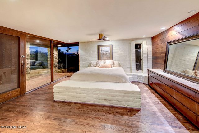 6060 N Mina Vista, Tucson, AZ 85718