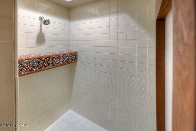 6060 N Mina Vista, Tucson, AZ 85718