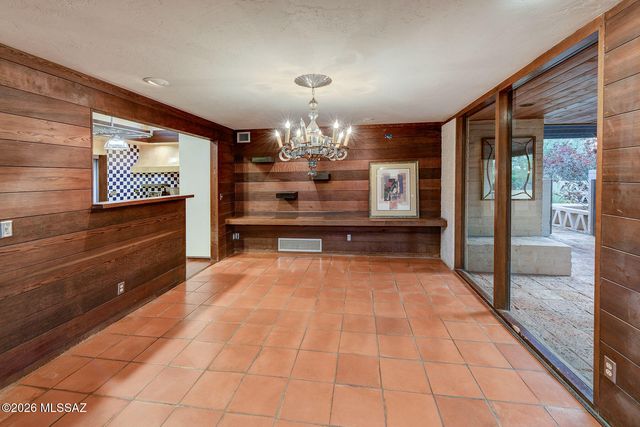 6060 N Mina Vista, Tucson, AZ 85718