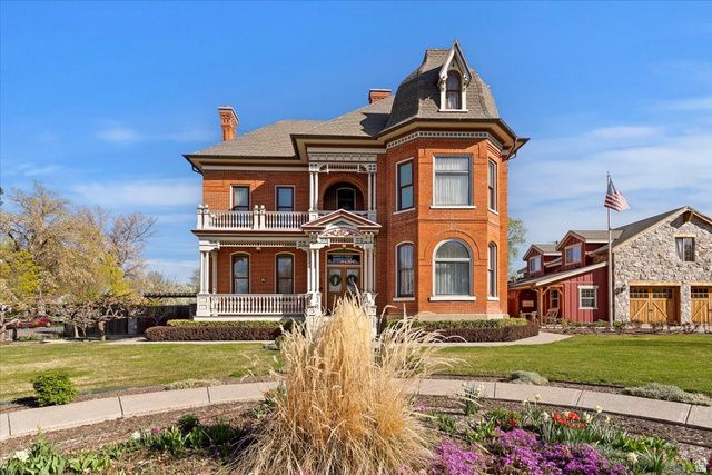42 W CENTER ST, Kaysville, UT 84037