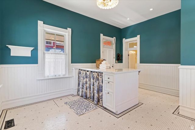 42 W CENTER ST, Kaysville, UT 84037