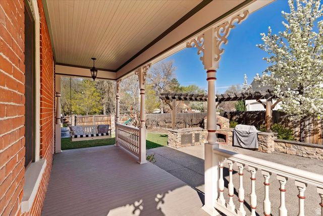 42 W CENTER ST, Kaysville, UT 84037