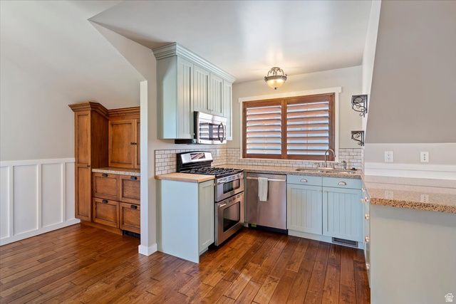 42 W CENTER ST, Kaysville, UT 84037