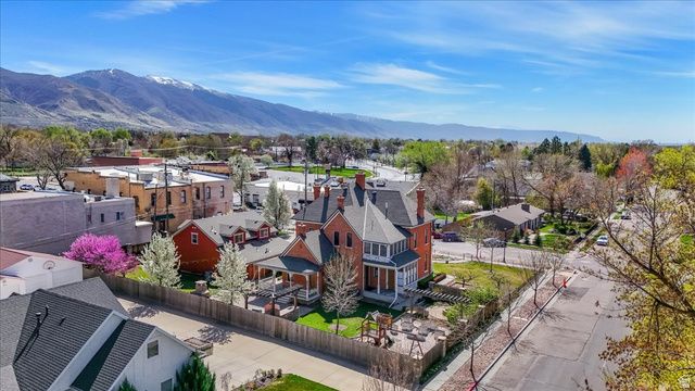 42 W CENTER ST, Kaysville, UT 84037